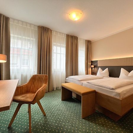 Stadthotel Muenze バート・メルゲントハイム エクステリア 写真
