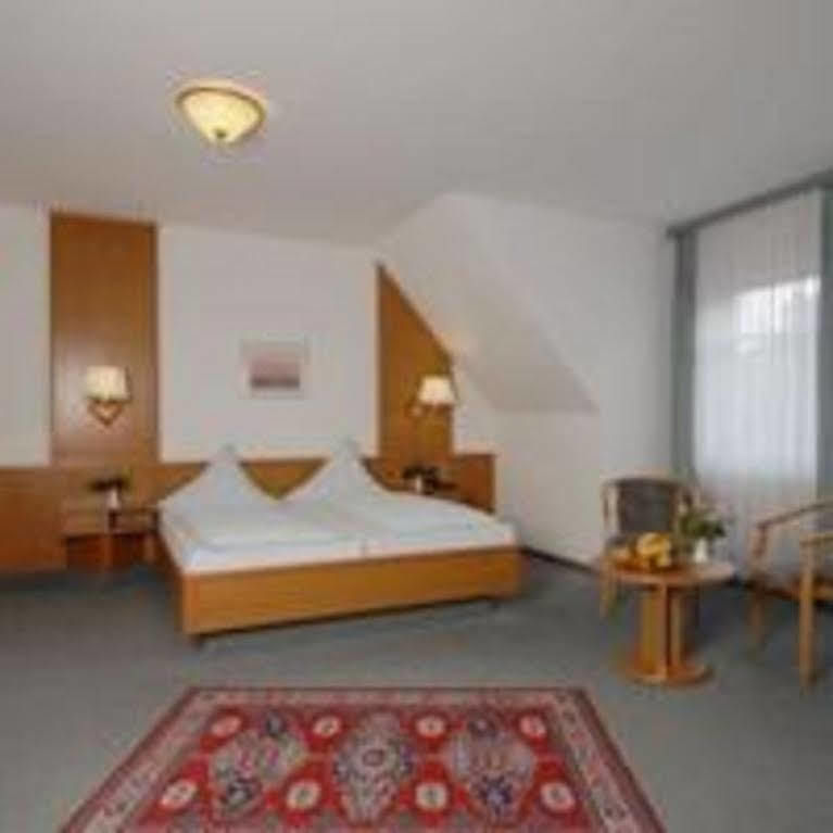 Stadthotel Muenze バート・メルゲントハイム エクステリア 写真